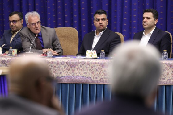 جلسه دکتر مسعود پزشکیان با جمعی از اعضای مجمع کارآفرینان ایران