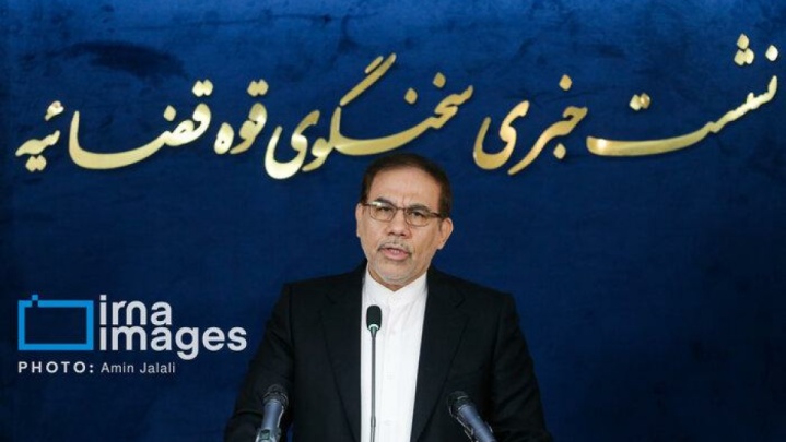 دشمن عصبانی است چون ایران قوی است؛ ما تسلیم نمی‌شویم، حتی در میدان اقتصاد؛ پرونده کرسنت مختومه نیست