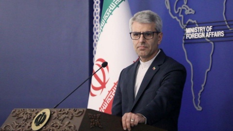 دیپلماسی تعطیل نمی‌شود؛ اما در نشست‌هایی که مشروعیت ندارند شرکت نمی‌کنیم