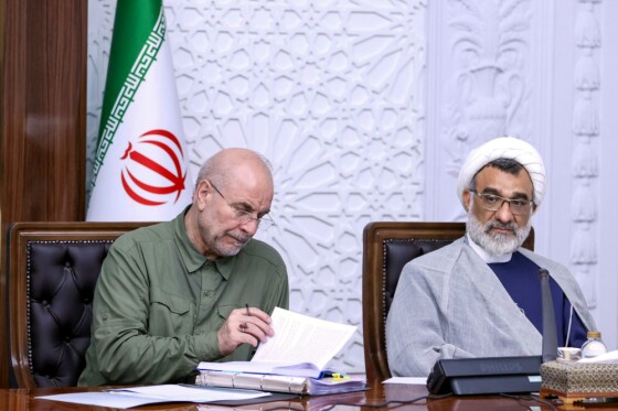 جلسه شورای عالی انقلاب فرهنگی