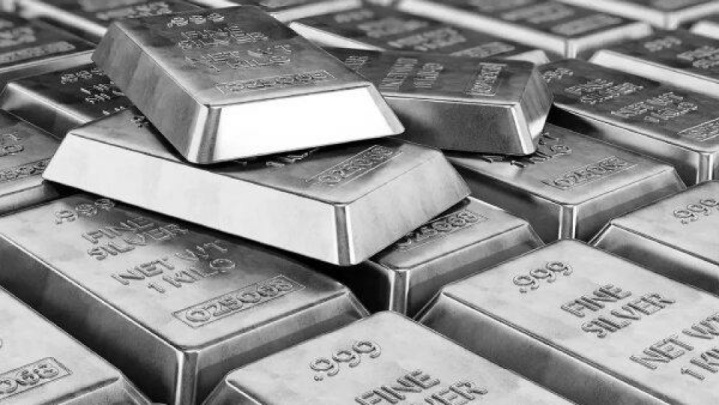 نقره تاریخ‌ساز شد