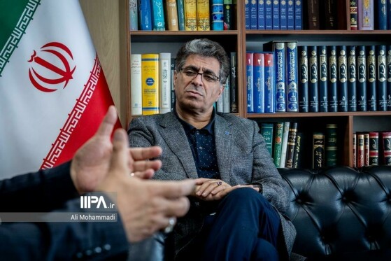 بازدید مدیر عامل شستا از روزنامه ایران