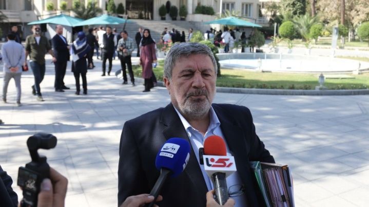 آمادگی تعداد زیادی از ”نسل زدی‌ها” برای همراهی دولت/ تداوم اتصال ”نسل زدی‌ها” به ارکان دولت