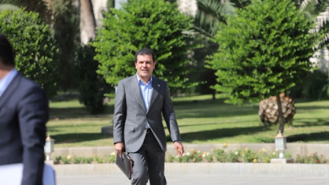 اعطا مسکن به ۱۲۵۰ ”نو استاد”/ حمایت ویژه از نخبگان ”پسا دکتری” که به ایران آیند