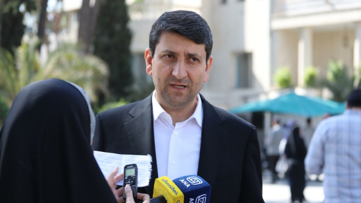 هاشمی: هیچ مداخله خارج از روال فنی در ماهواره هد هد نداشتیم