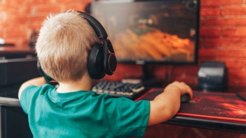 خلأ قانونی نظارت بر بازی‌های مجازی