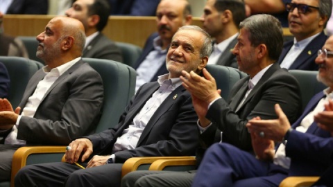 حاشیههای افتتاحیه مسابقات ملی مهارت در اصفهان با حضور پزشکیان