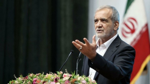 رئیس‌جمهور: از انرژی هسته‌ای تا آجر مدرسه؛ همه چیز از همین خاک است