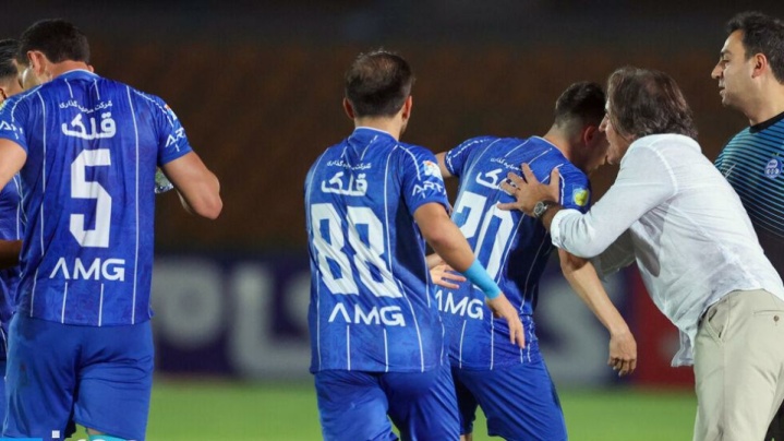 پایان روزهای تلخ استقلال با پیروزی مقابل مس؛ شلیک سه امتیازی آسانی