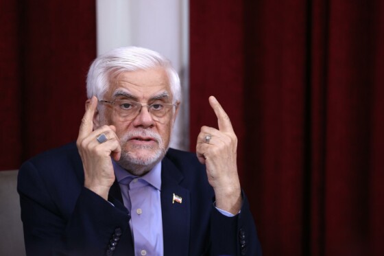 دیدار جمعی از کارآفرینان و صنعتگران استان یزد با معاون اول رئیس جمهور