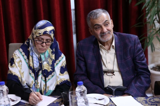 دیدار جمعی از کارآفرینان و صنعتگران استان یزد با معاون اول رئیس جمهور