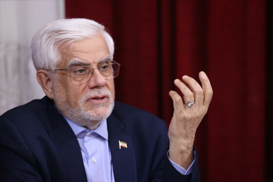 دیدار جمعی از کارآفرینان و صنعتگران استان یزد با معاون اول رئیس جمهور