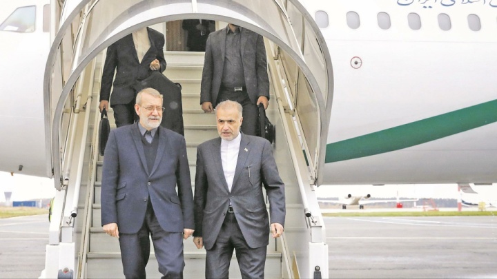 معانی سفر لاریجانی به روسیه