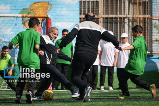 فتتاح المپیاد ورزشی درون مدرسه‌ای