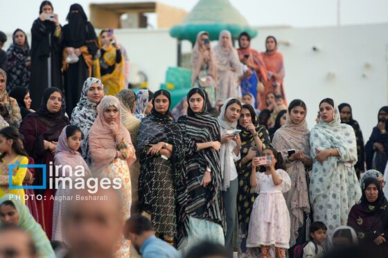 جشنواره «عیش جزیرتی» در روستای دهخدا