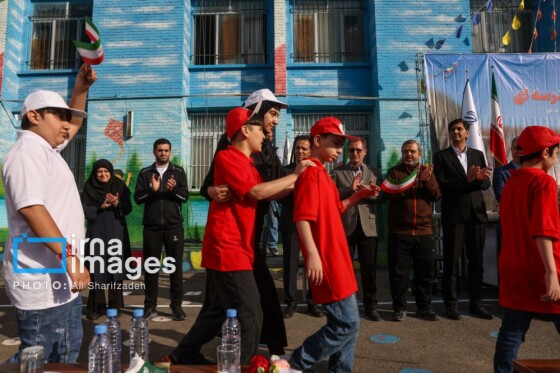 فتتاح المپیاد ورزشی درون مدرسه‌ای