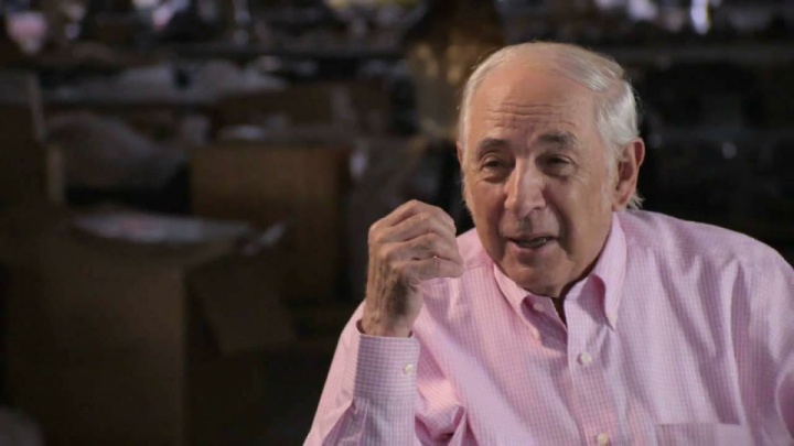 جان سرل یک مناظره‌گر قهار با سبکی تهاجمی بود