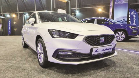 سئات خاطره اسپانیایی در راه ایران