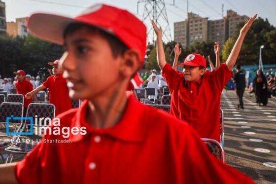 فتتاح المپیاد ورزشی درون مدرسه‌ای