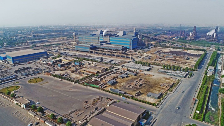 فولاد هرمزگان درمسیرتوسعه اجتماعی