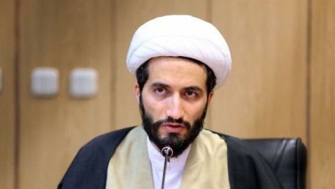 تغییرات در کتاب‌های درسی بر چه اساسی انجام می‌شود؟