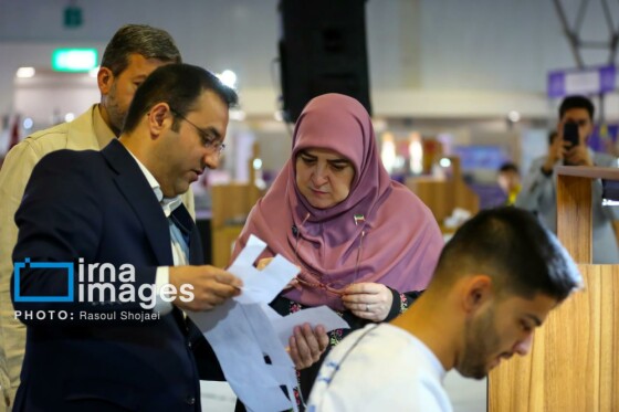 بازدید سخنگوی دولت از نمایشگاه ملی مهارت