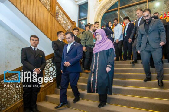 بازدید سخنگوی دولت از نمایشگاه ملی مهارت