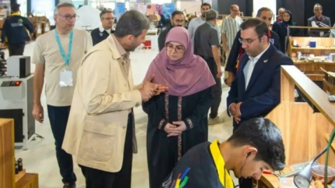 فیلم / بازدید سخنگوی دولت از بیست و دومین دوره مسابقات ملی مهارت ایران