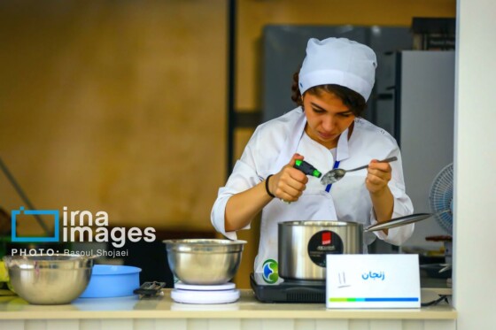 بازدید سخنگوی دولت از نمایشگاه ملی مهارت