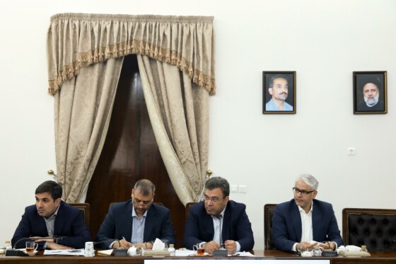 جلسه‌ معاون اول درخصوص توسعه شبکه ملی اطلاعات