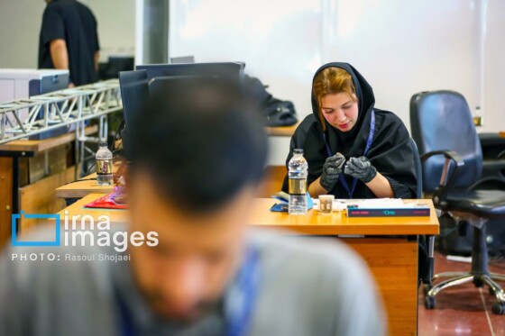 بازدید سخنگوی دولت از نمایشگاه ملی مهارت