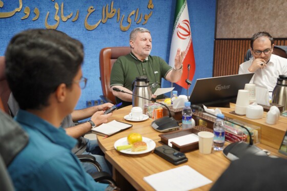 دومین نشست رئیس شورای اطلاع‌رسانی دولت با شورای مشاوران نسل زد