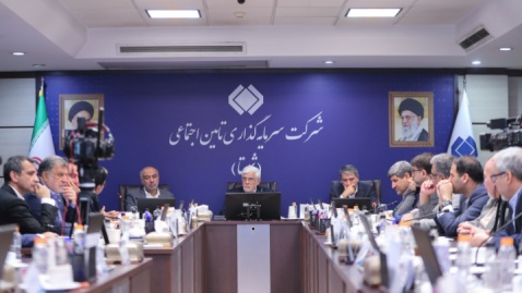 عارف: آسیبپذیری کشور از بی توجهی به شایستهسالاری است/ آغاز اصلاحات ساختاری در اقتصاد