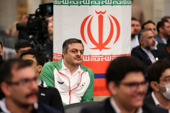 دیدار مدال‌آوران ورزشی و المپیادهای علمی جهانی با رهبر معظم انقلاب