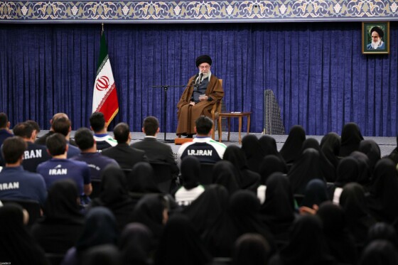 دیدار مدال‌آوران ورزشی و المپیادهای علمی جهانی با رهبر معظم انقلاب