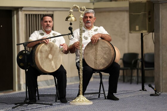 دیدار مدال‌آوران ورزشی و المپیادهای علمی جهانی با رهبر معظم انقلاب