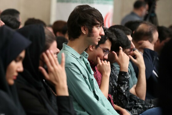 دیدار مدال‌آوران ورزشی و المپیادهای علمی جهانی با رهبر معظم انقلاب