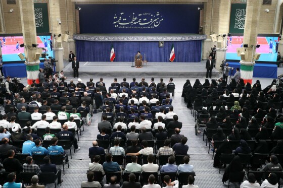 دیدار مدال‌آوران ورزشی و المپیادهای علمی جهانی با رهبر معظم انقلاب