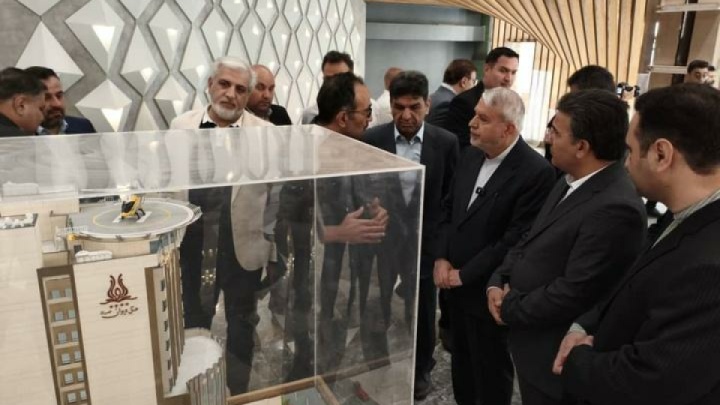 تاکید وزیر میراث‌فرهنگی بر حمایت از سرمایه‌گذاران حوزه گردشگری