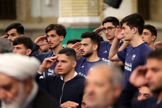 سلام نظامی ورزشکاران در دیدار  با رهبر انقلاب