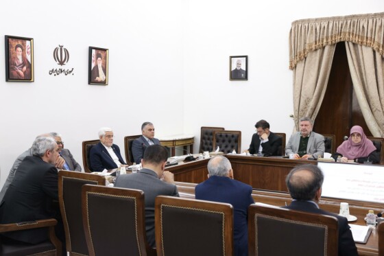 جلسه شورای اقتصاد