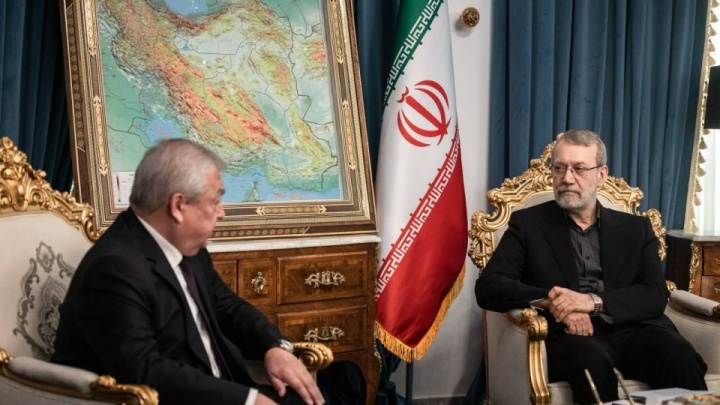 دیدار نماینده ویژه پوتین در امور سوریه با علی لاریجانی
