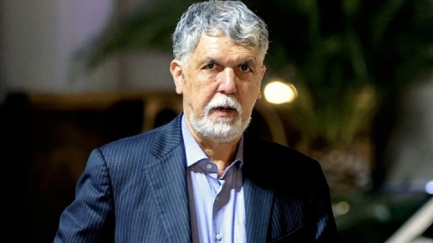 نگاه آینده‌نگرانه به فضای حج و زیارت تزریق شود