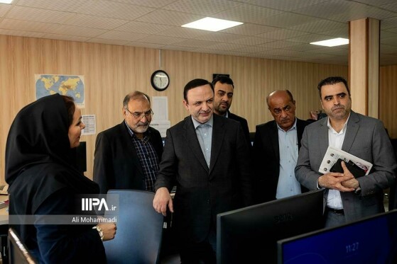 بازدید رضا مسرور از روزنامه ایران