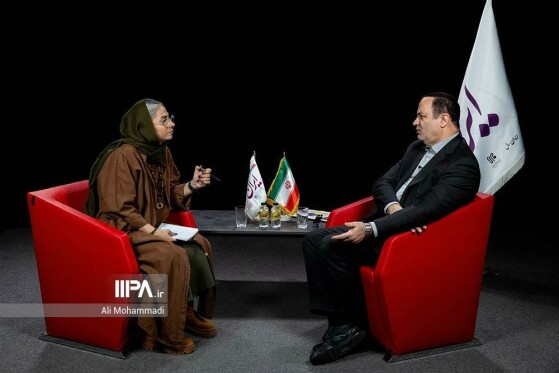 بازدید رضا مسرور از روزنامه ایران