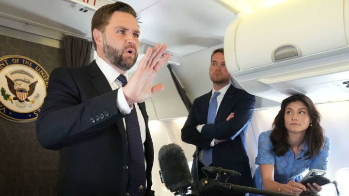 ونس: به دنبال تغییر رژیم در ایران نبودیم