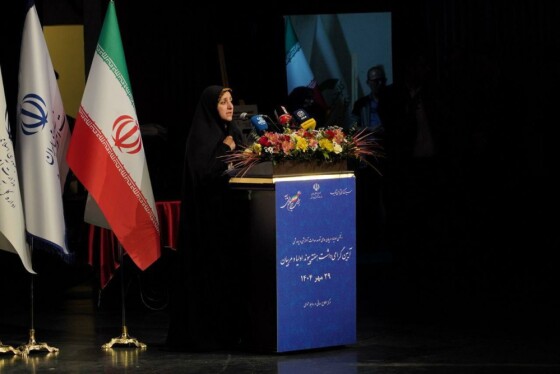 حضور معاون رئیس‌جمهور در امور زنان و خانواده در آئین بزرگداشت هفته پیوند اولیا و مربیان