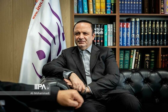 بازدید رضا مسرور از روزنامه ایران