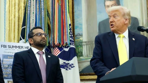 رئیسجمهور علیه دولت فعلی: «از خودم شکایت میکنم!»/ طلب ۲۳۰ میلیون دلار غرامت از وزارت دادگستری