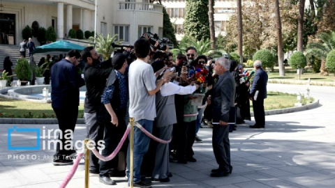 گزارش تصویری/ اعضای هیأت دولت در جمع خبرنگاران